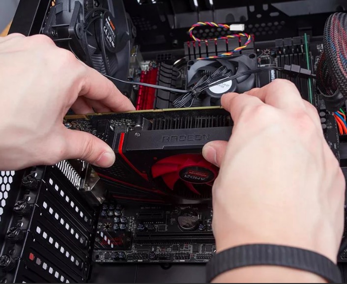 замена видеокарты на компьютере Театральная метро Москвы