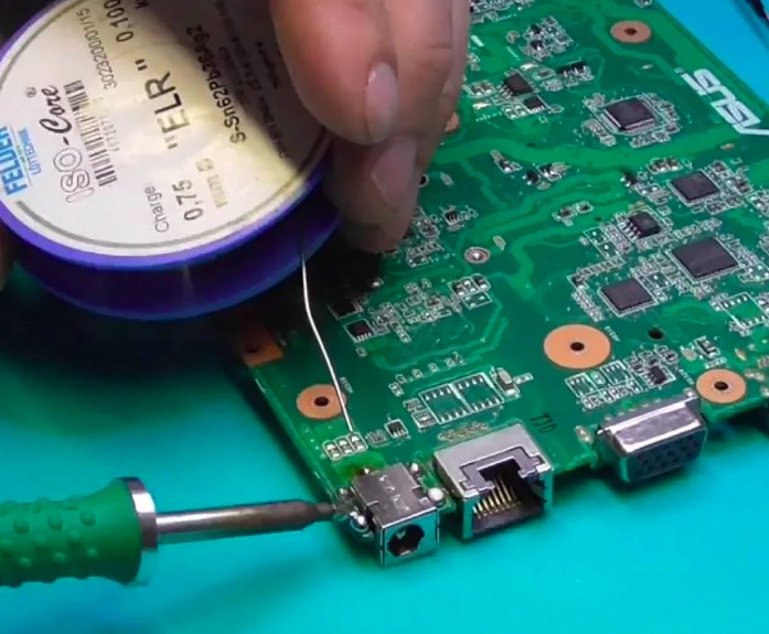 Замена разъема питания ноутбука Театральная метро Москвы