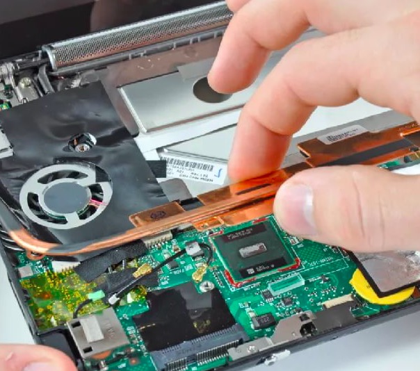 Замена процессора на ноутбуке Театральная метро Москвы